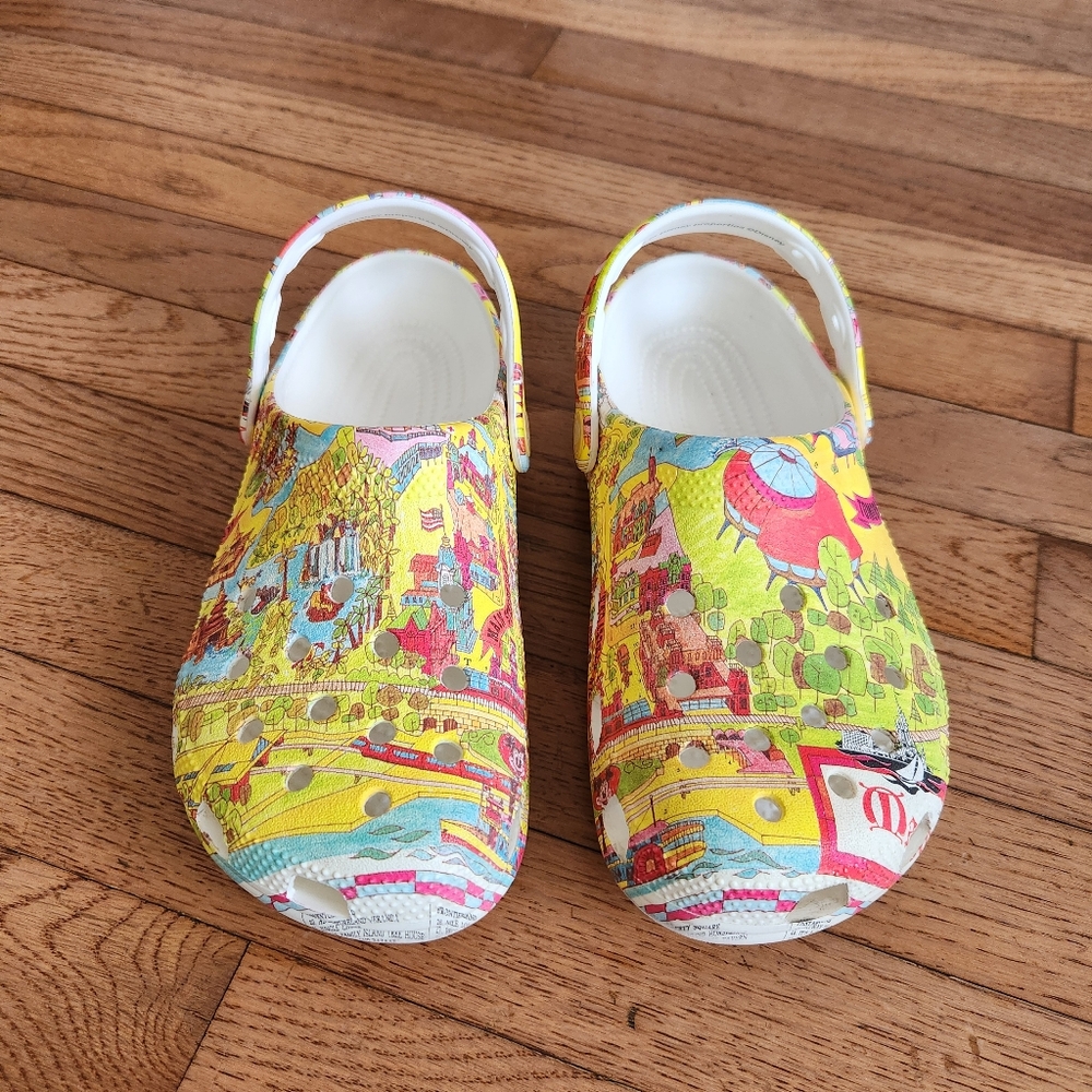 Disney Park Guide crocs 50th Anniversary Mens 5 Womens 7